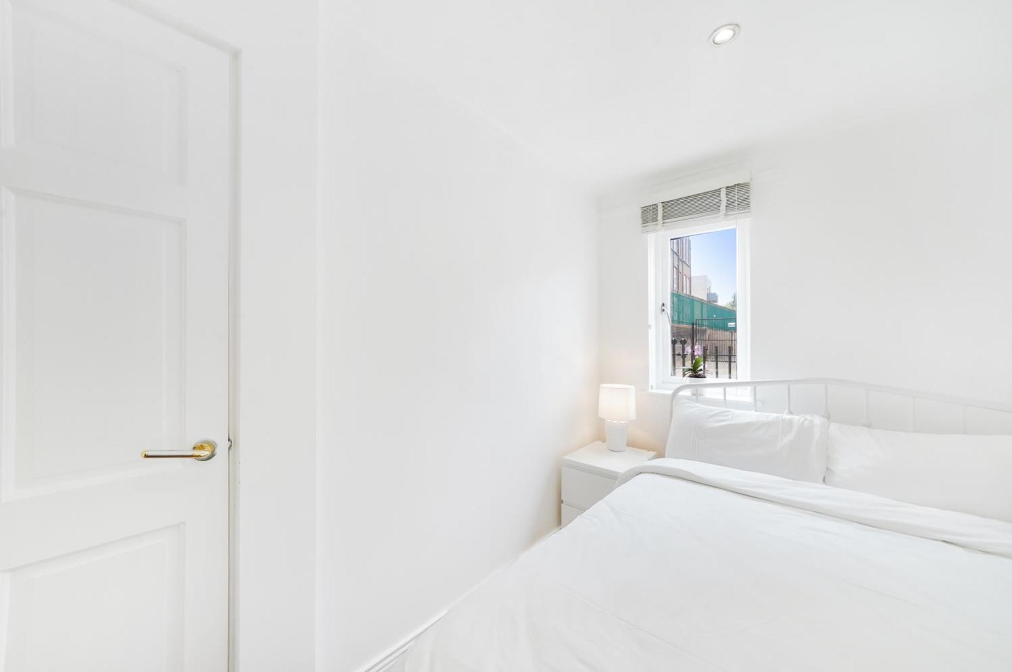 A Beautiful Stylish 2 Bedroom Apartment -City Of Лондон Экстерьер фото